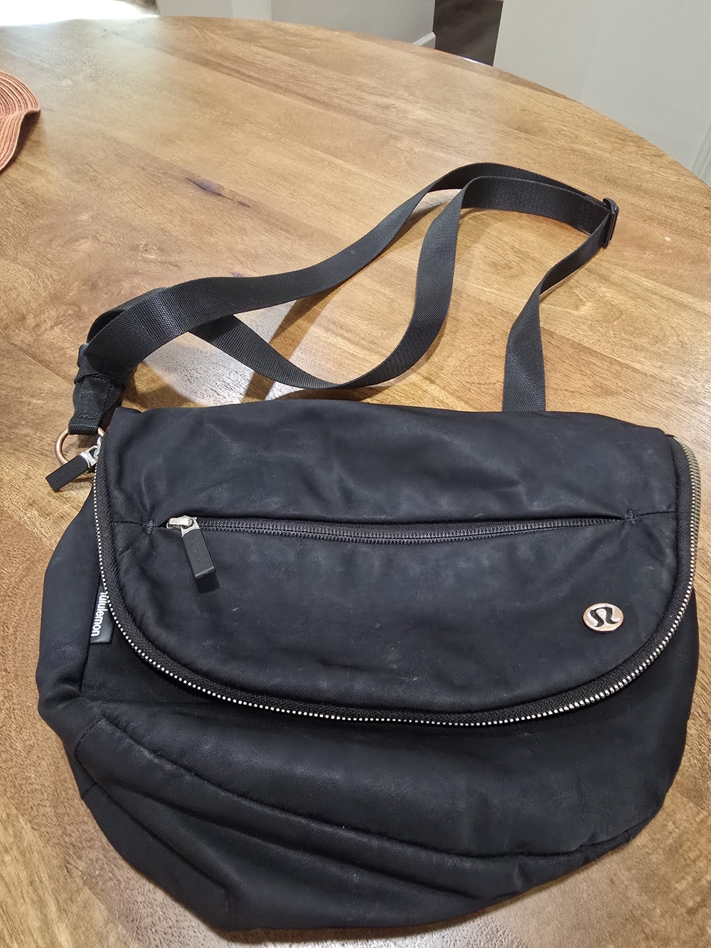 lululemon athletica Black Crossbody Messenger Bag
